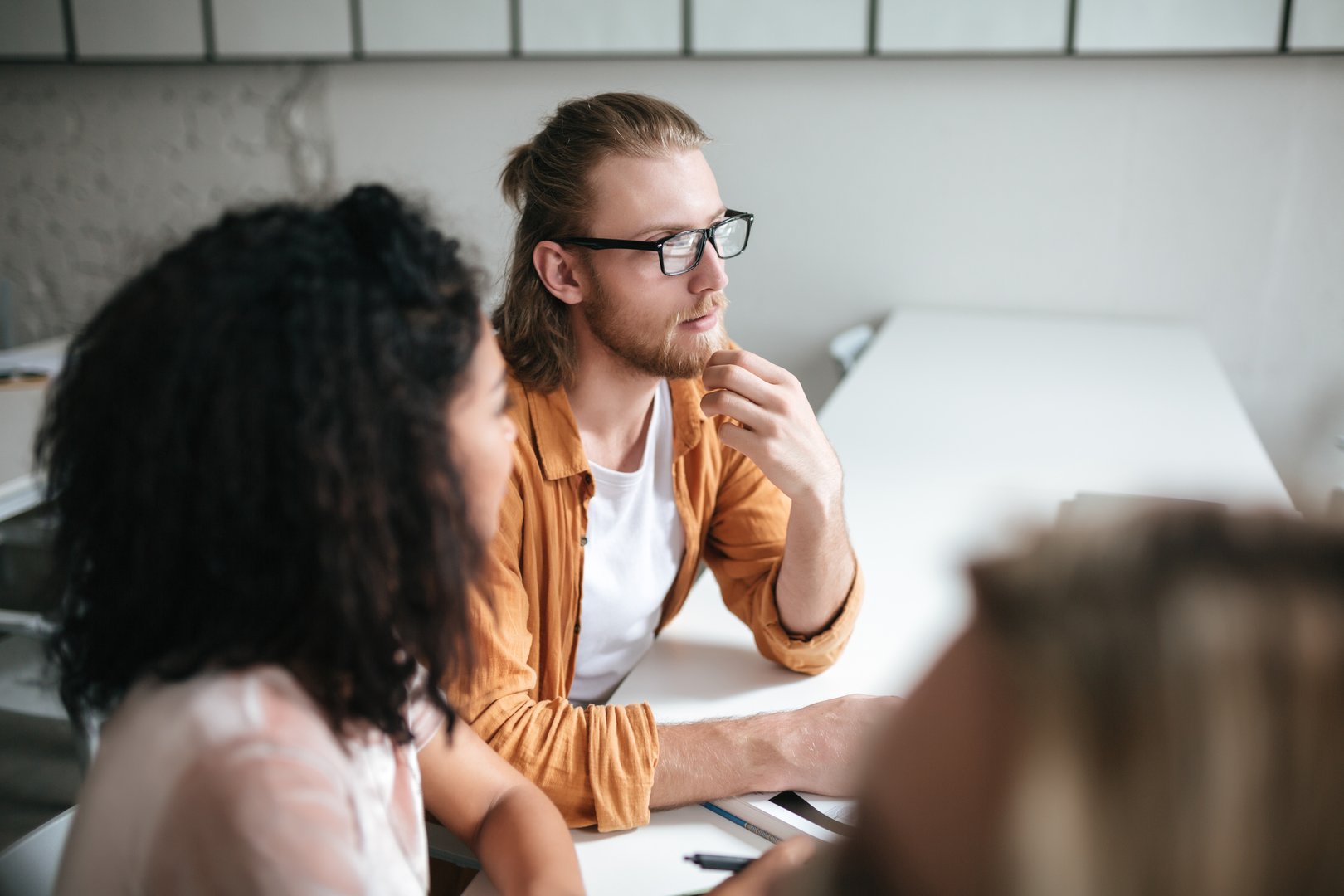 portrait-of-young-man-with-blond-hair-and-beard-dr-2024-10-18-09-16-45-utc (2)
